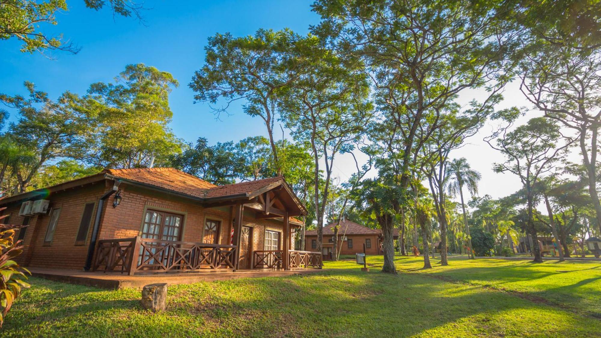 Complejo Americano Puerto Iguazú Exteriör bild