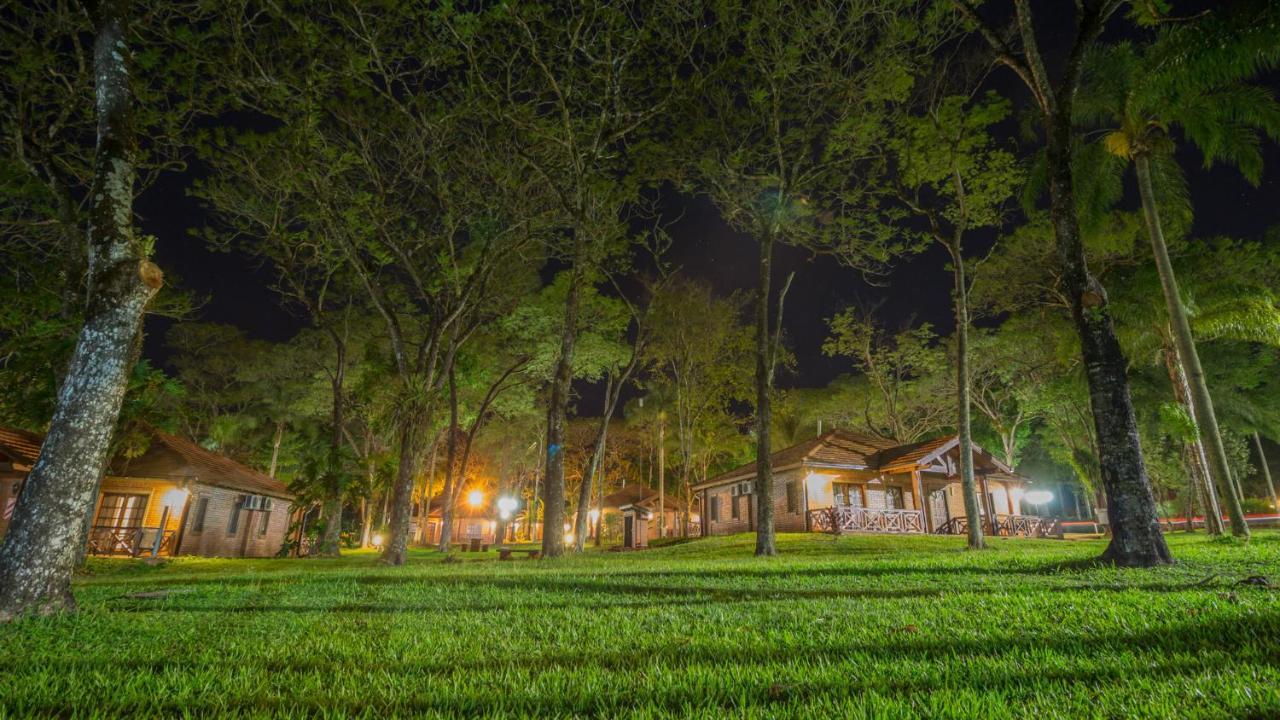 Complejo Americano Puerto Iguazú Exteriör bild