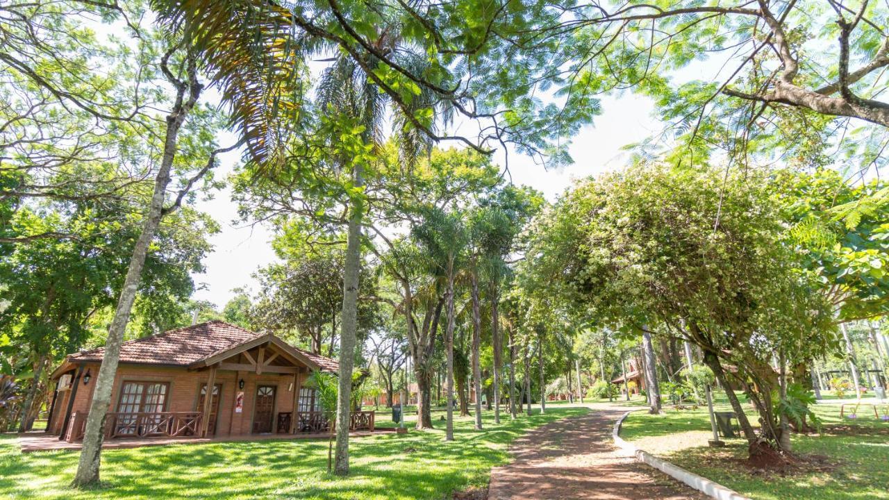 Complejo Americano Puerto Iguazú Exteriör bild